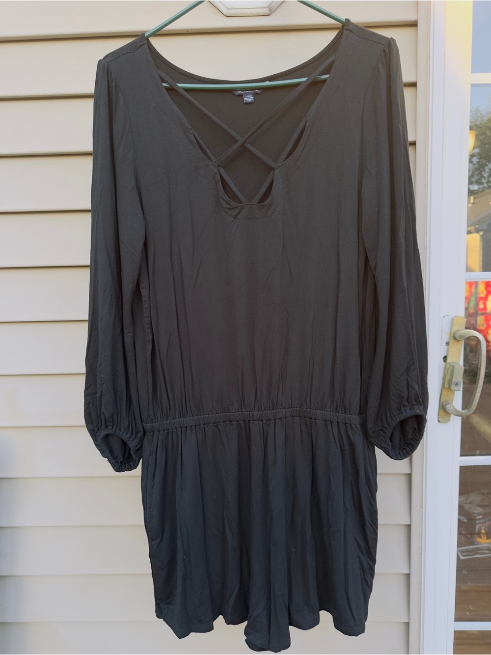 Long Sleeve Black Crisscross V-Neck Dress with Elastic Waist